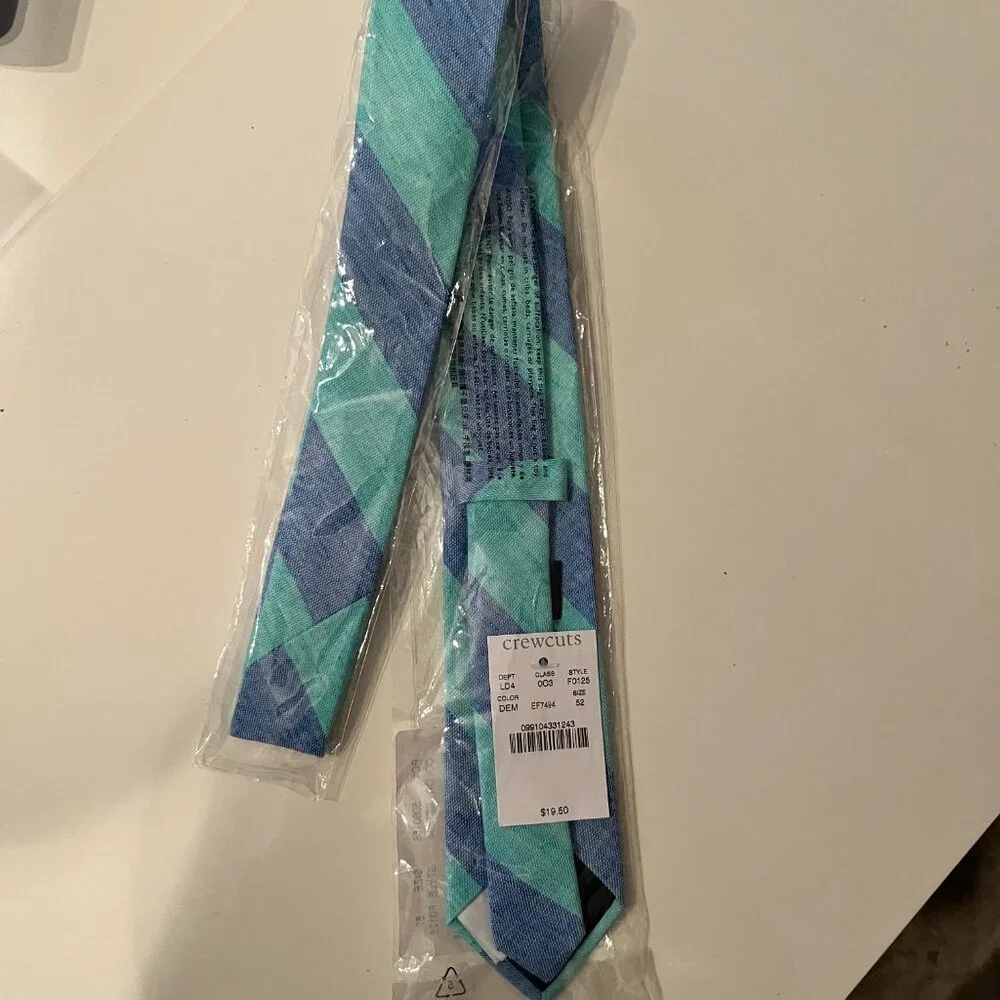 Preppy Crewcuts Tie (nwt)‎ (blue and teal)